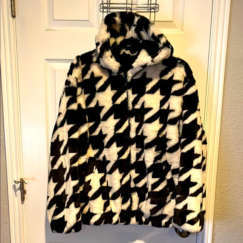 Faux Fur Zip Up Coat